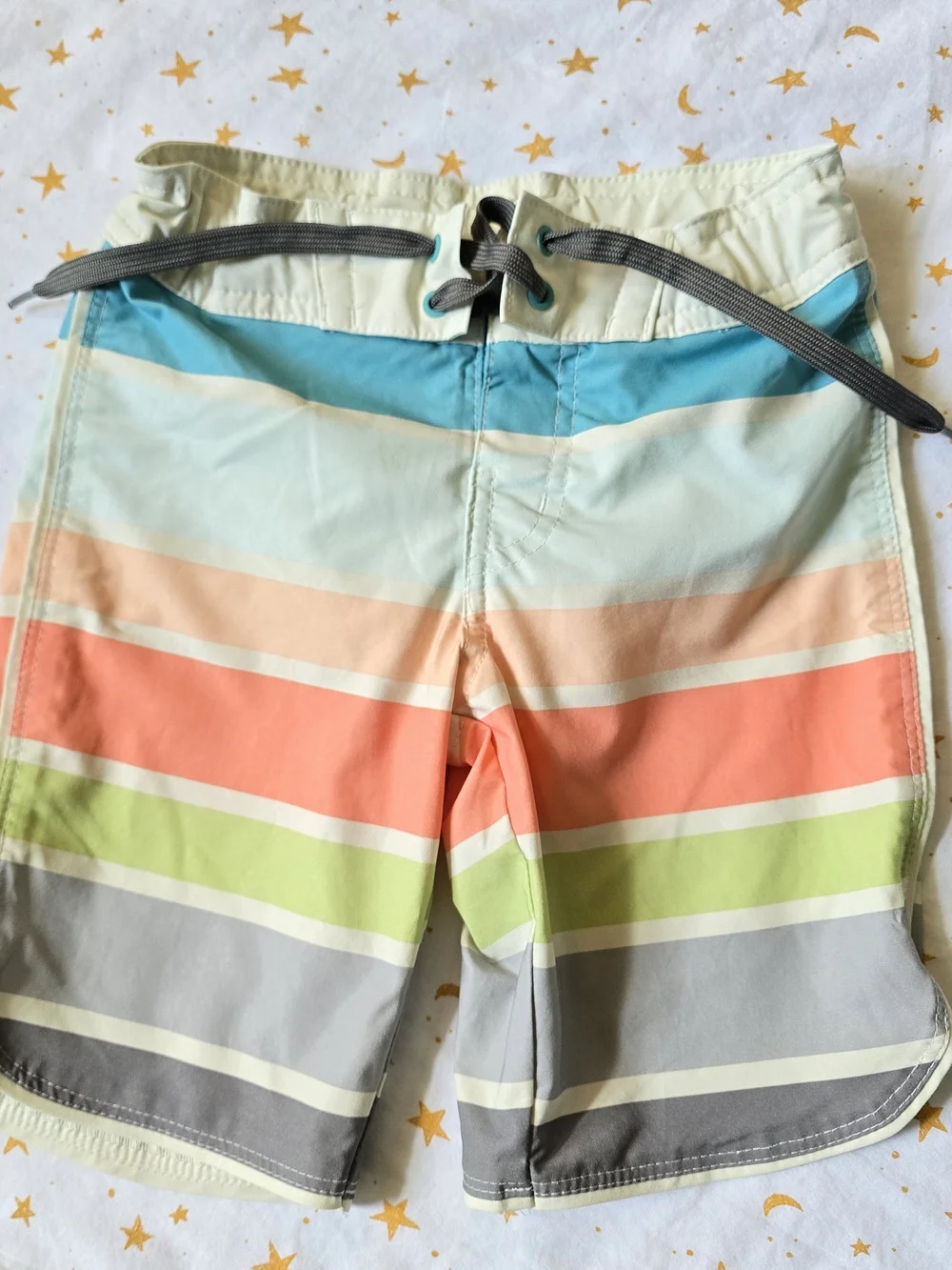 Boys art class White Rash Guard & Multicolor Striped Swim Trunks